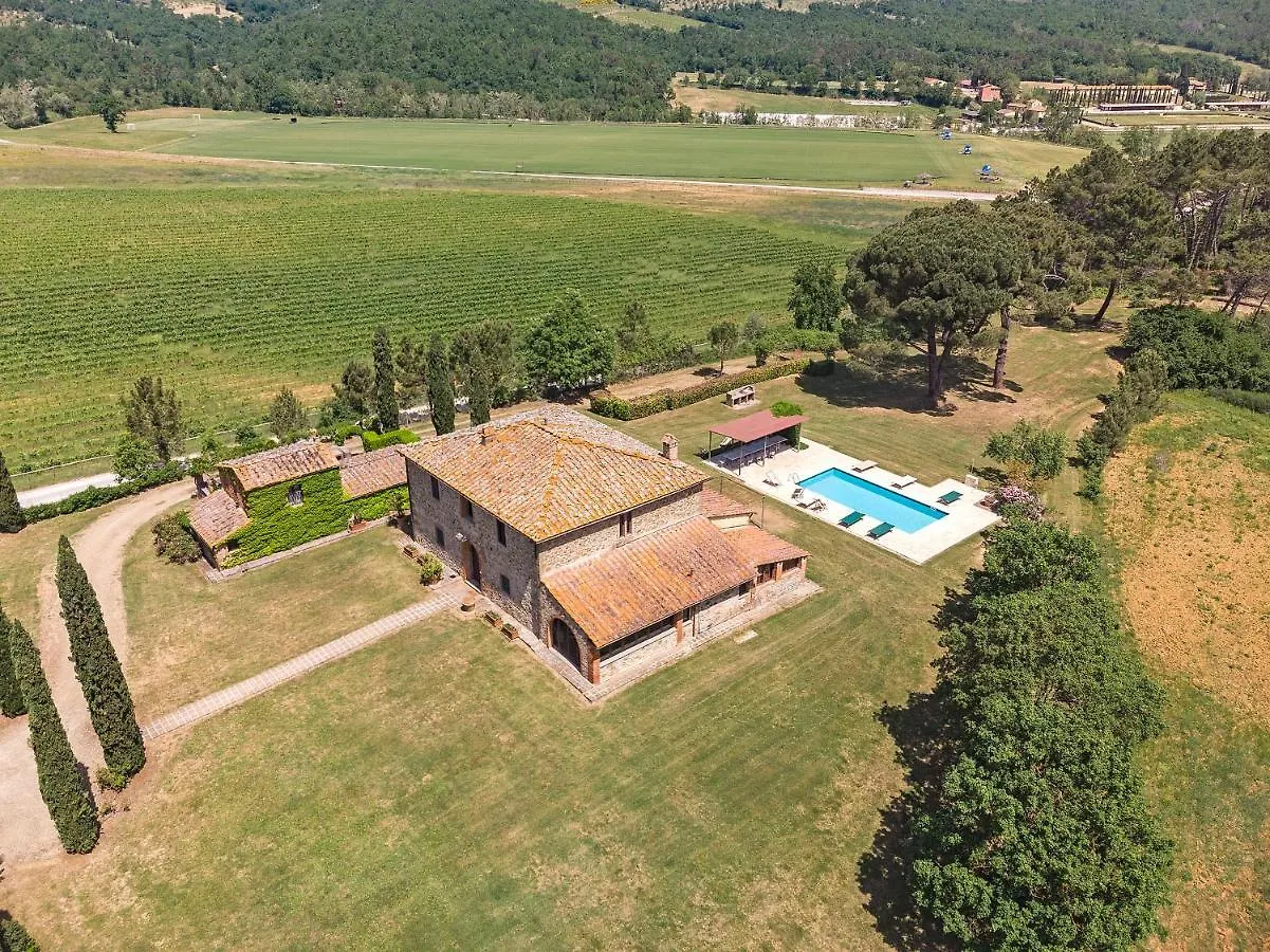 Villa Nemora Castello di Montalto 3*,