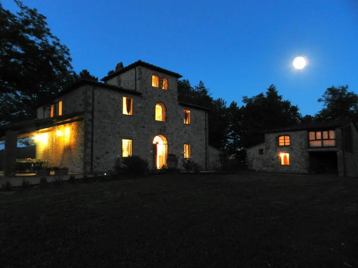 Villa Nemora Castello di Montalto 3*,